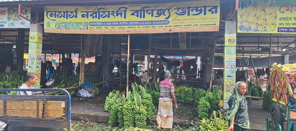 মিরপুরে মাজারের দোকান নিয়ে চলছে কোটি টাকার চাঁদাবাজি